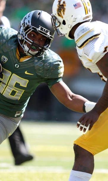 WATCH: Oregon RB Kani Benoit takes it to the house for 62-yard TD